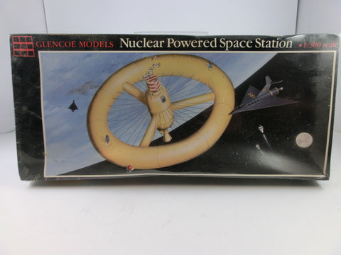 Nuclear Powered Space Station Glencoe Bausatz 1:300 1993, OvP