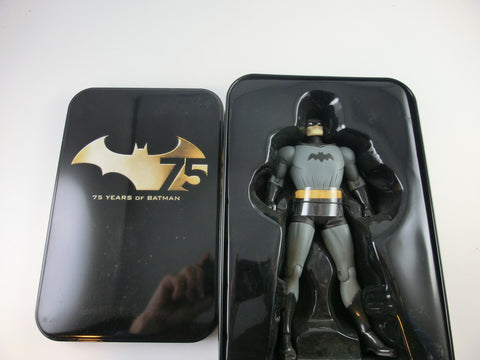 Batman Action Figur - 75 Years of Batman in Dose