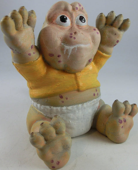 Die Dinos, Baby Sinclair Figur 13 x 14 cm