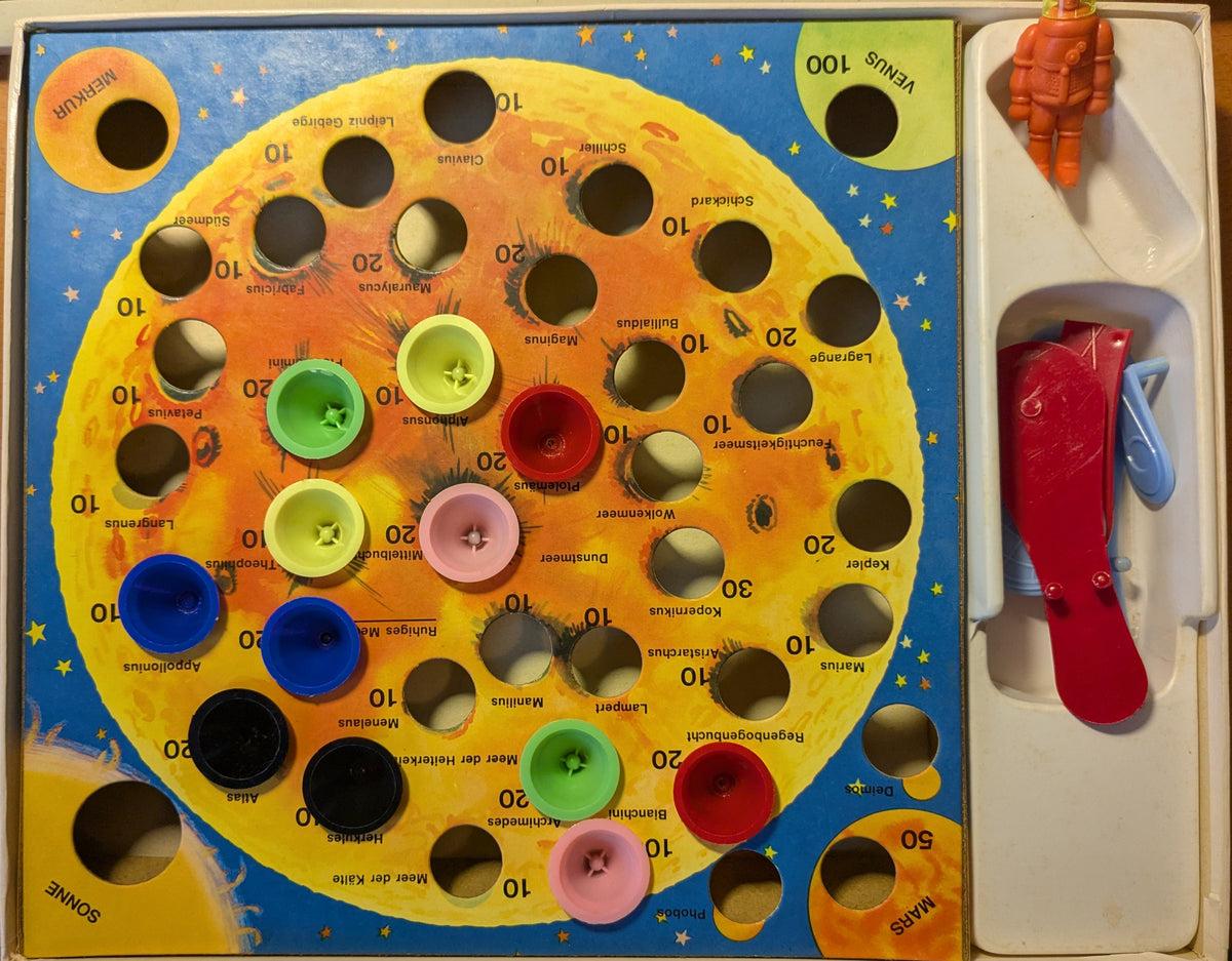 Mit der Apollo zum Mond Hütchenspiel /  ca. 1969
