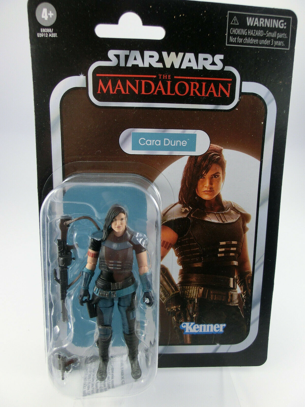 SW Mandalorian Vintage Collection Actionfigur Cara Dune VC164