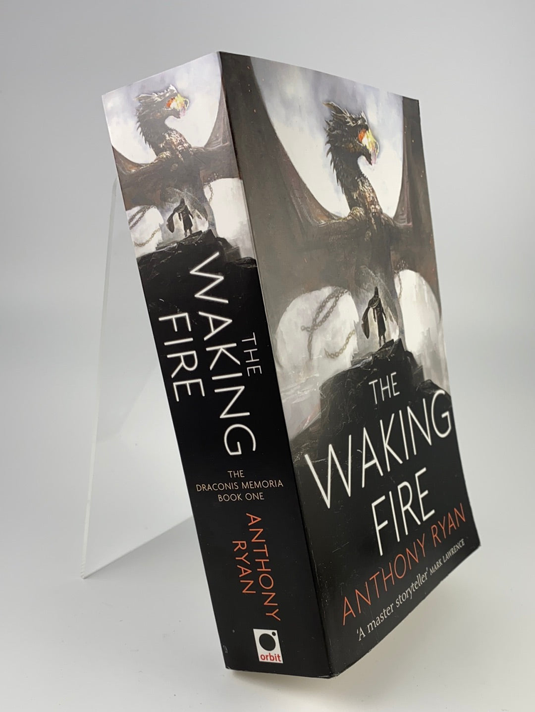 The Waking Fire - Anthony Ryan