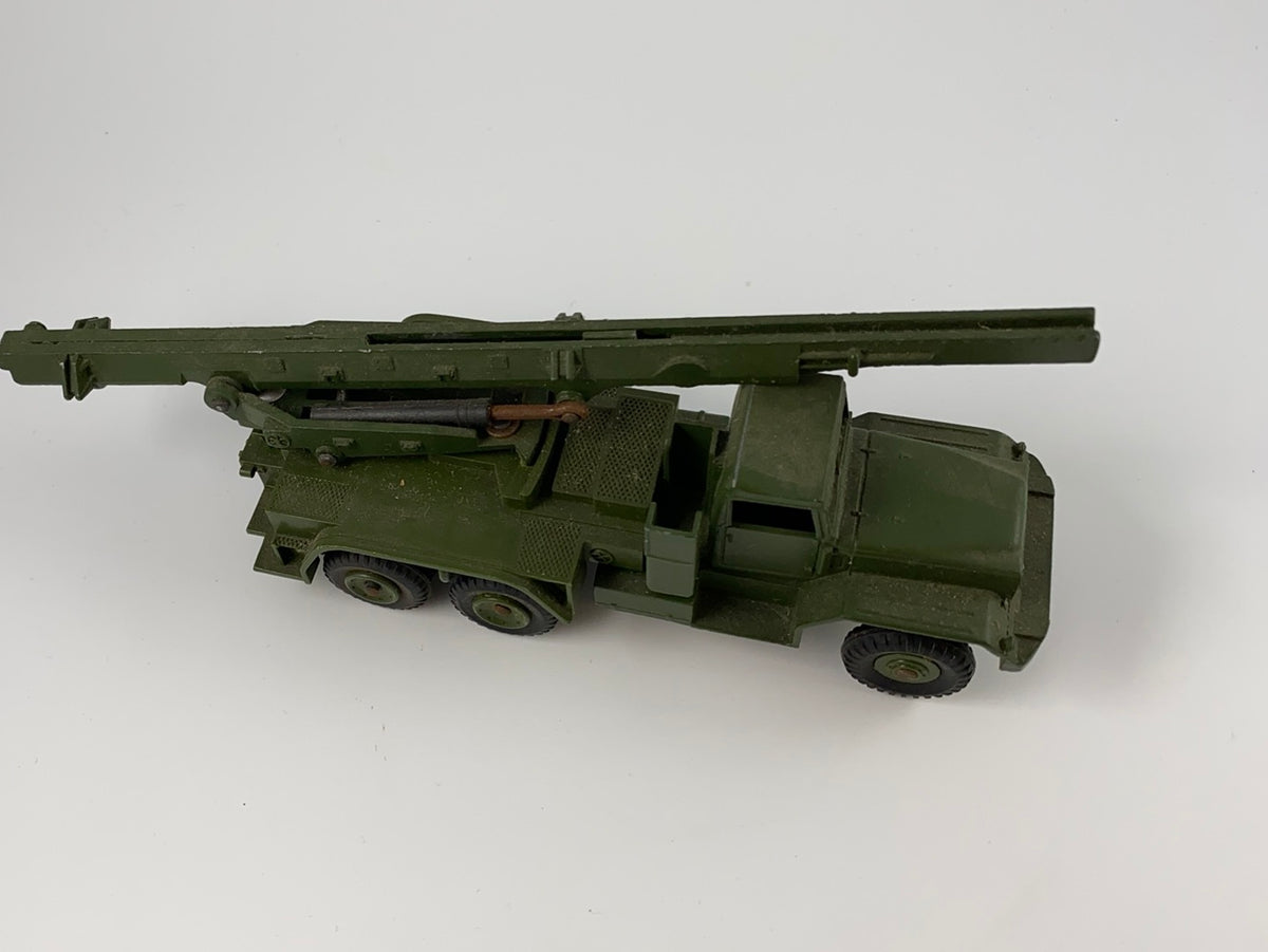 DINKY TOYS NO 665 HONEST JOHN MISSILE LAUNCHER -