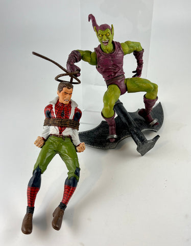 Spider Man and Green Goblin Marvel Select, lose